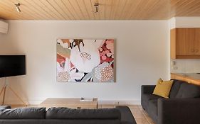 Cora Lynn - Apartment 3